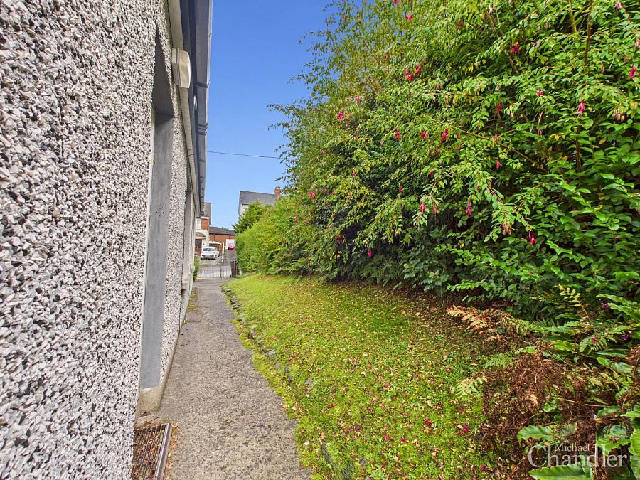 3 Newton Park