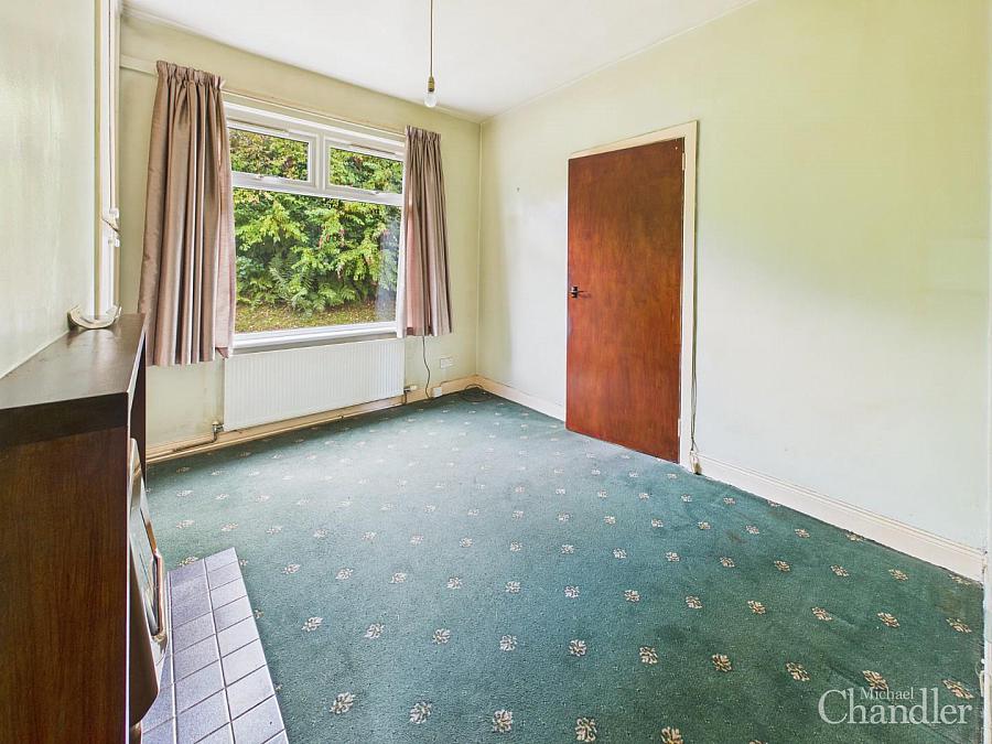 3 Newton Park