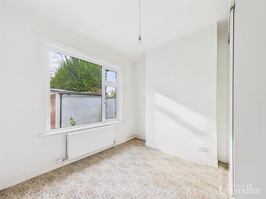 3 Newton Park