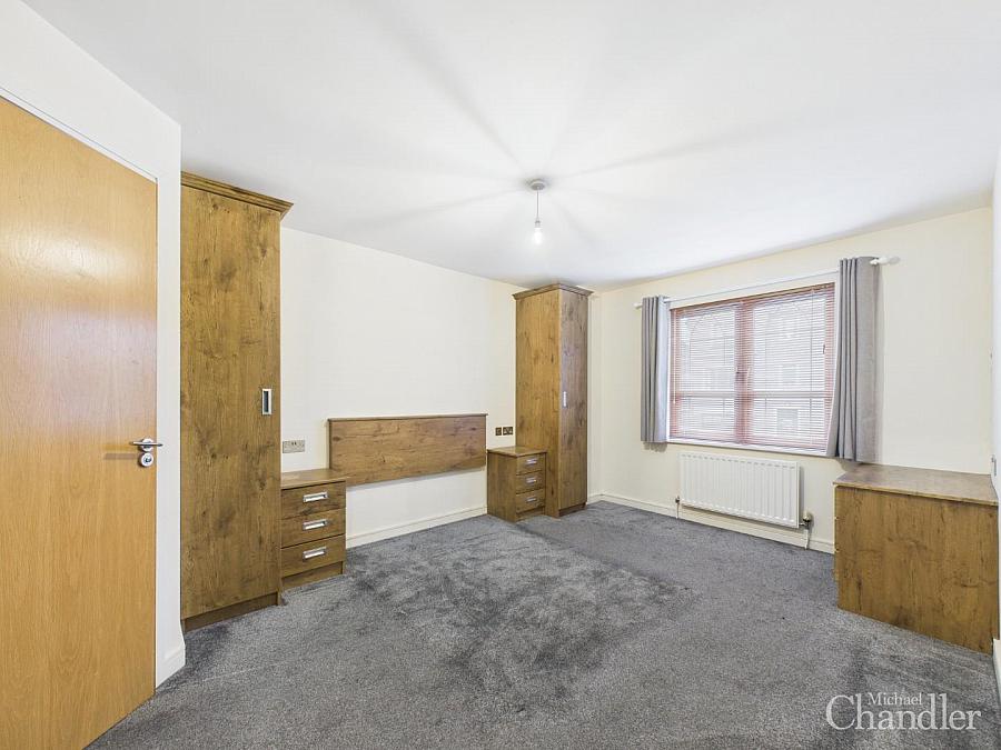 27 Brooke Hall Avenue