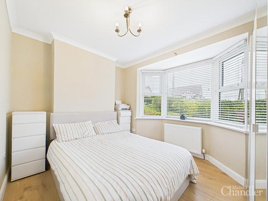 8 Frankhill Park