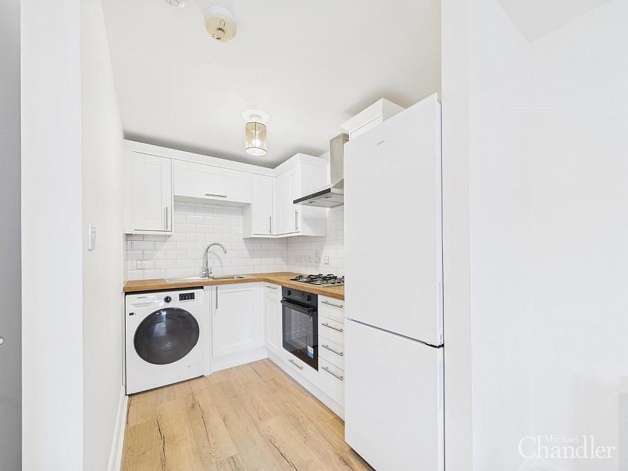 Apt 14 Annesley Building 33 Old Bakers Court