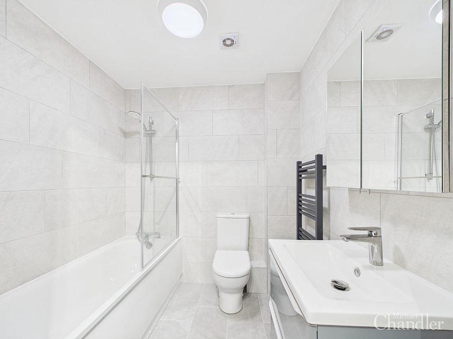 Apt 14 Annesley Building 33 Old Bakers Court