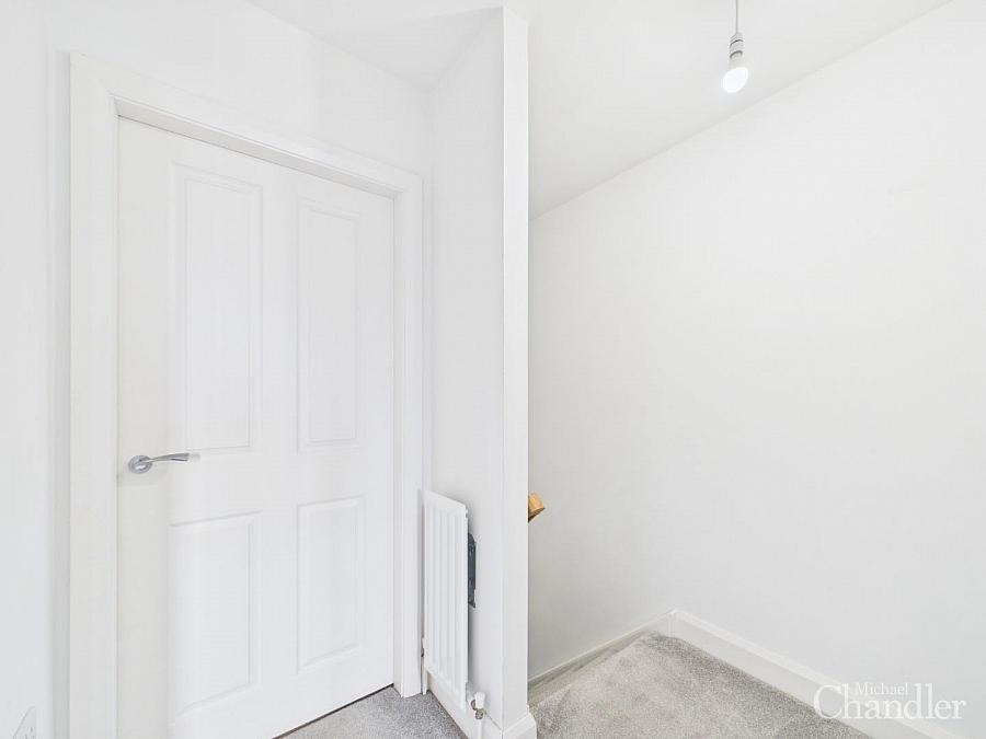 26 Baronsgrange Park