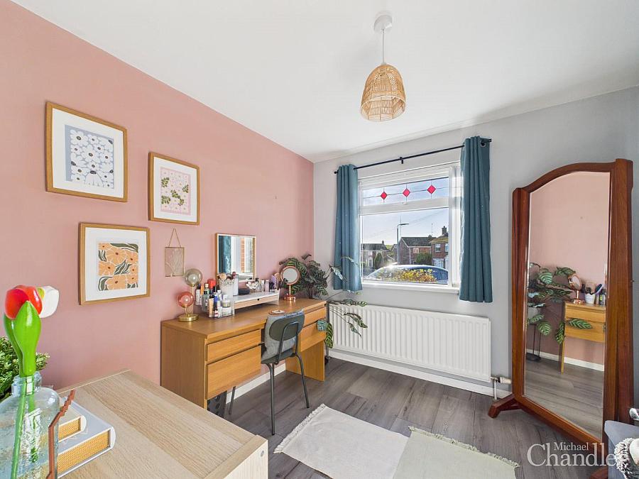 7 Winchester Crescent