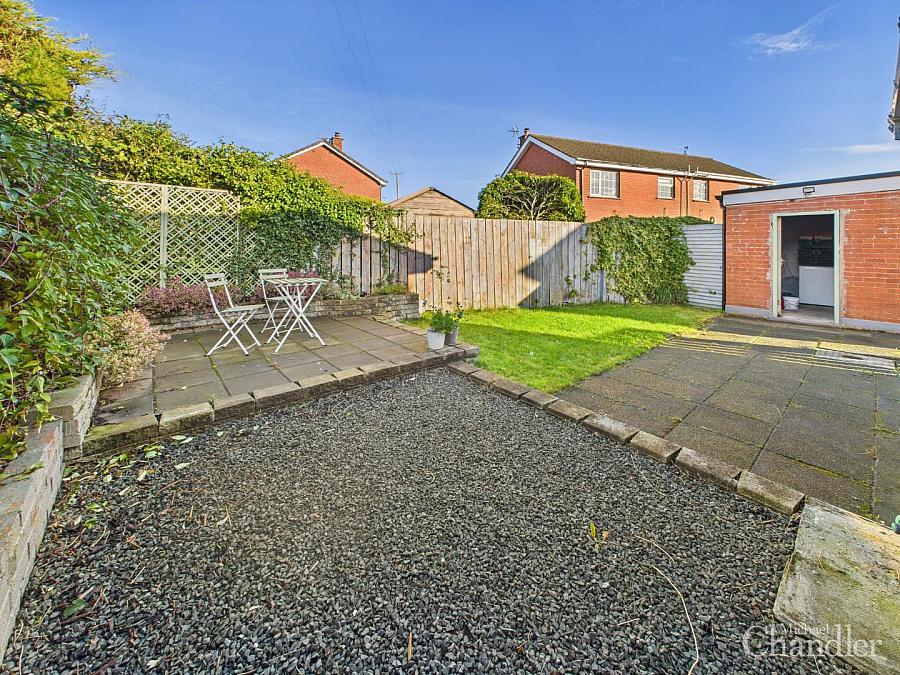 7 Winchester Crescent