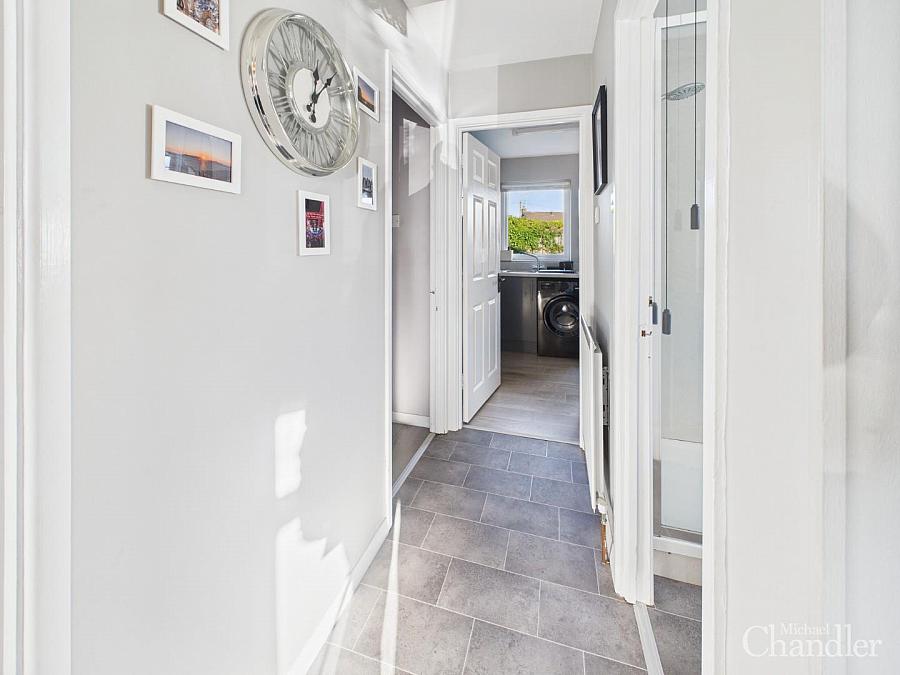 7 Winchester Crescent