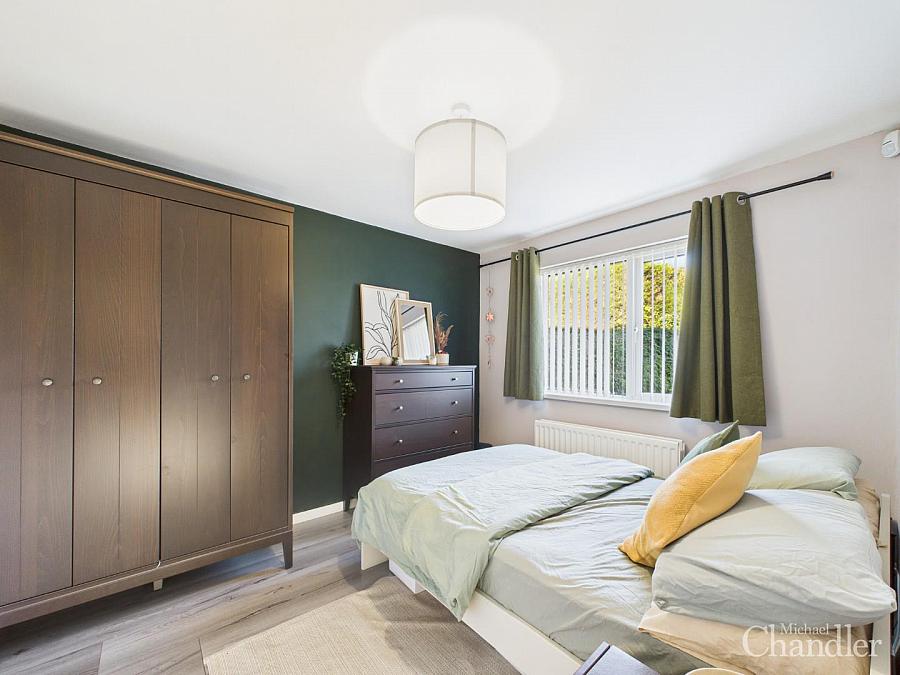 7 Winchester Crescent