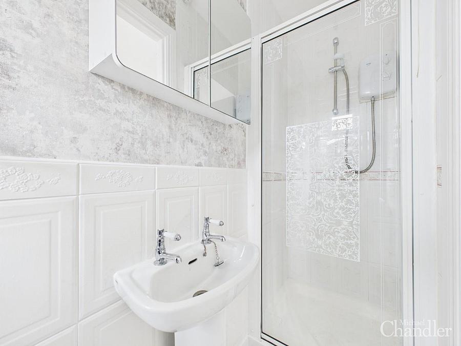 14 Shrewsbury Heights