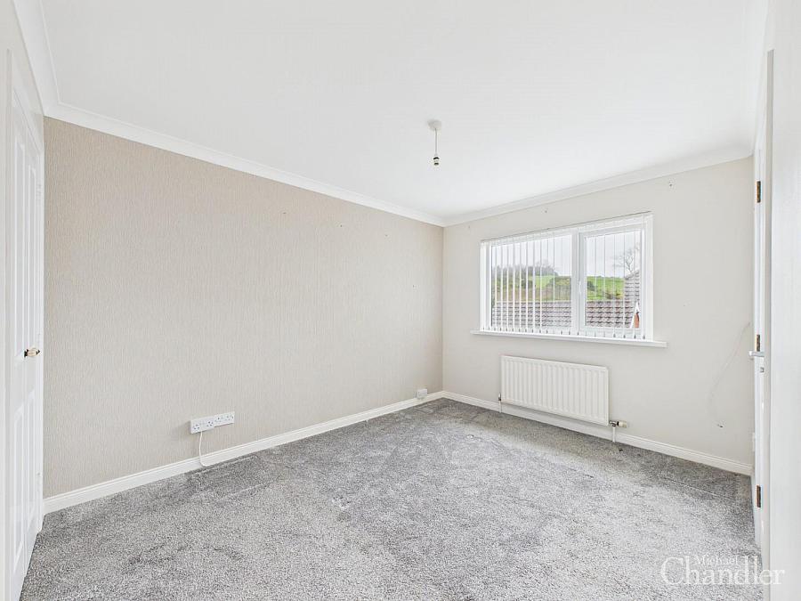 14 Shrewsbury Heights