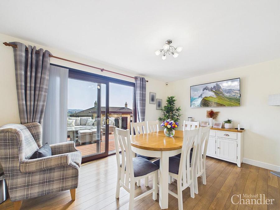 1 Grangewood Heights