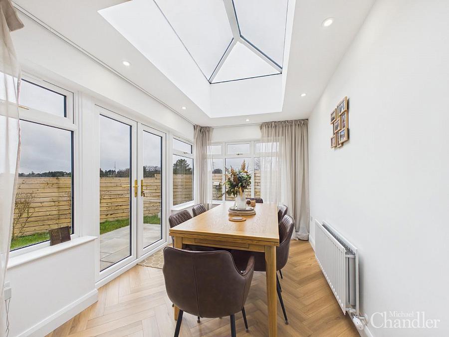 53 Ballylenaghan Avenue