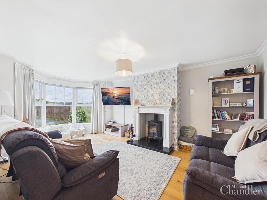 53 Ballylenaghan Avenue