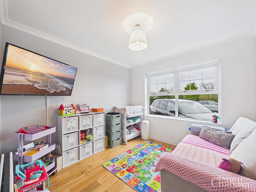 53 Ballylenaghan Avenue