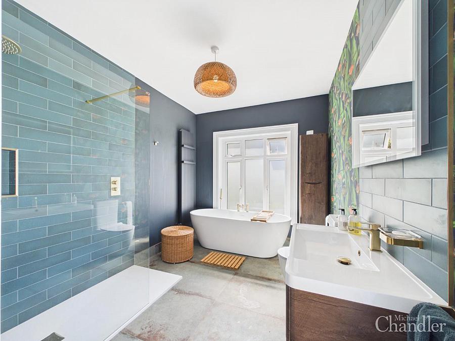 147 Sandown Road