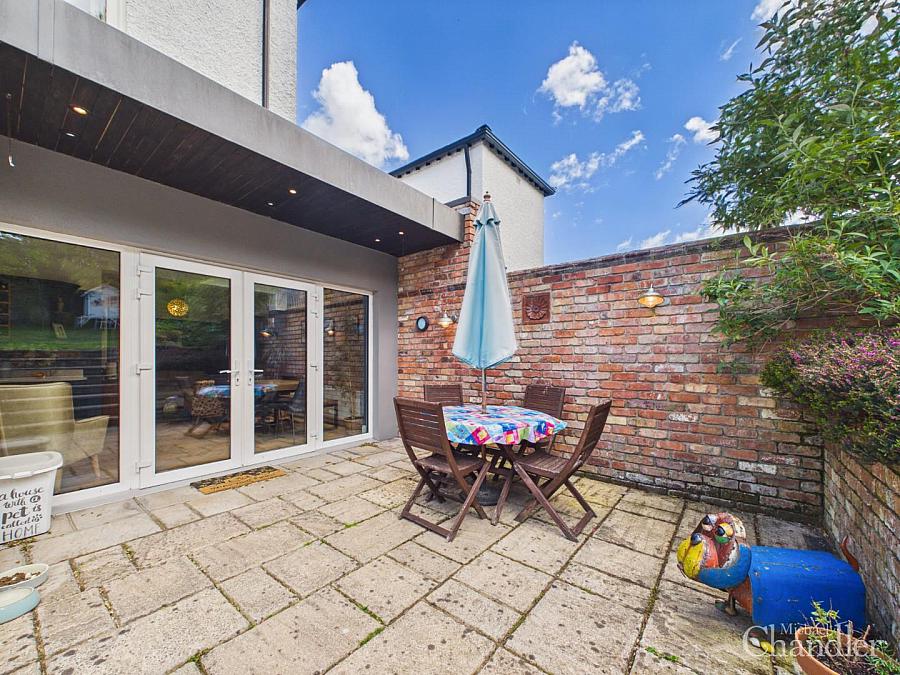 147 Sandown Road