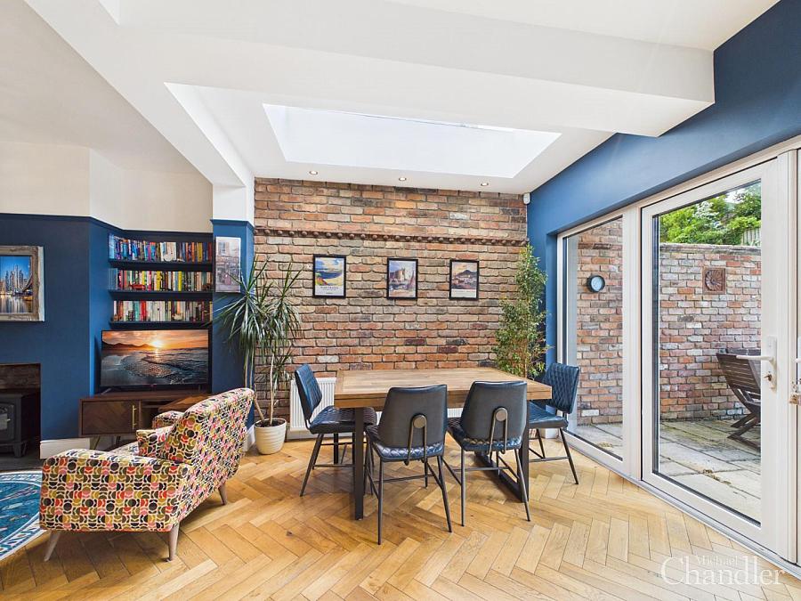147 Sandown Road