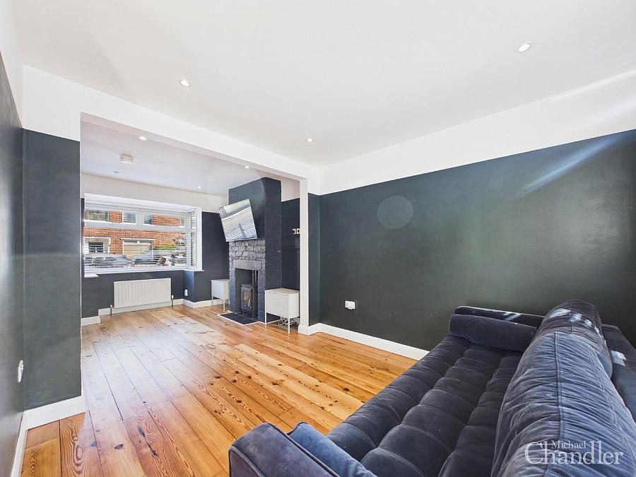 45 Ravenhill Gardens