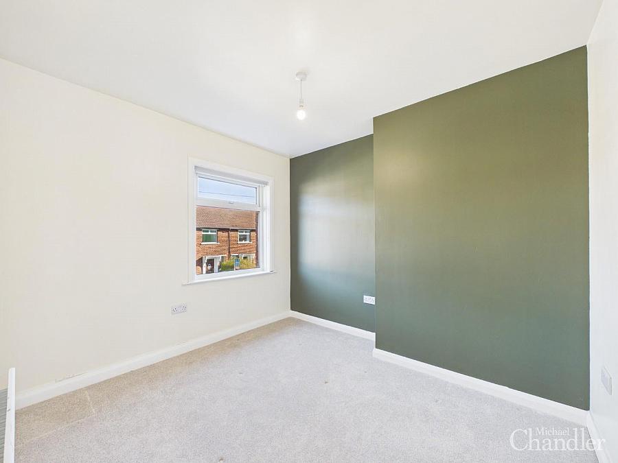 45 Ravenhill Gardens