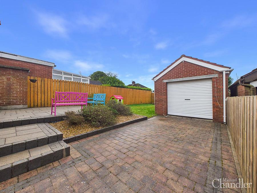 15 Glenholm Crescent