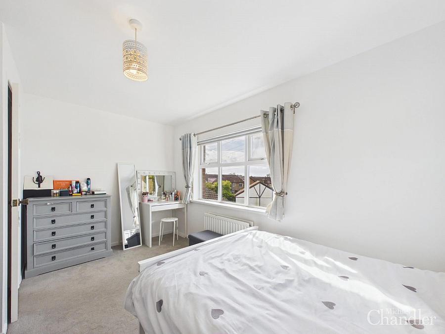 4 Windermere Crescent