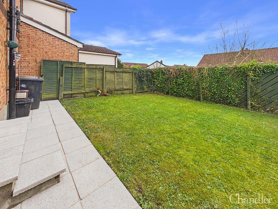 4 Windermere Crescent