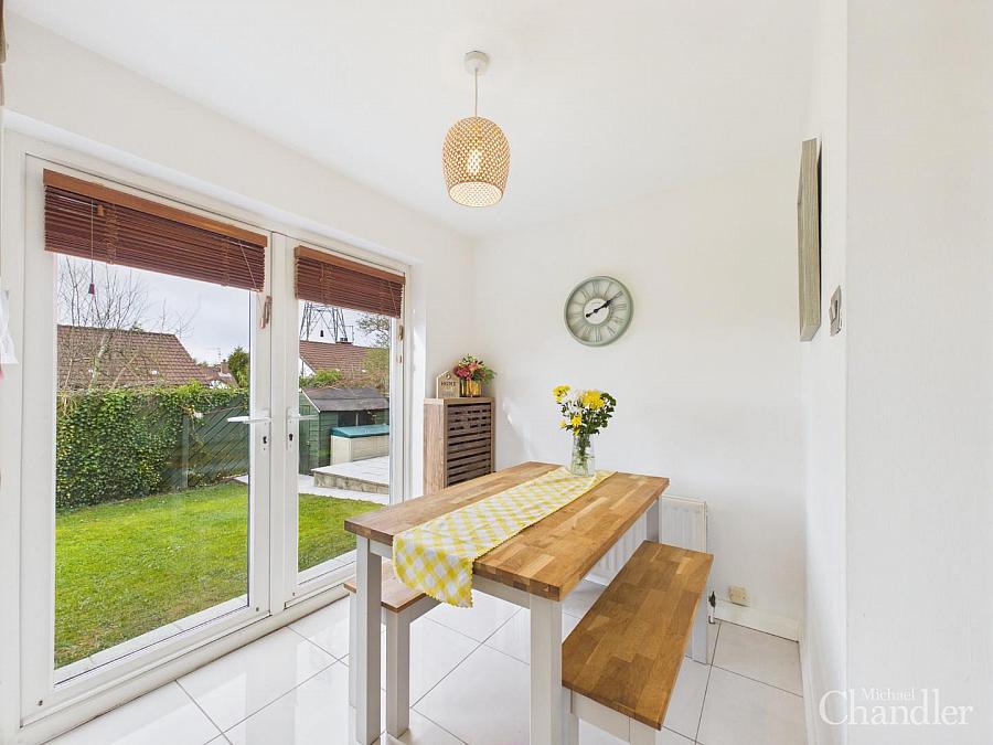 4 Windermere Crescent