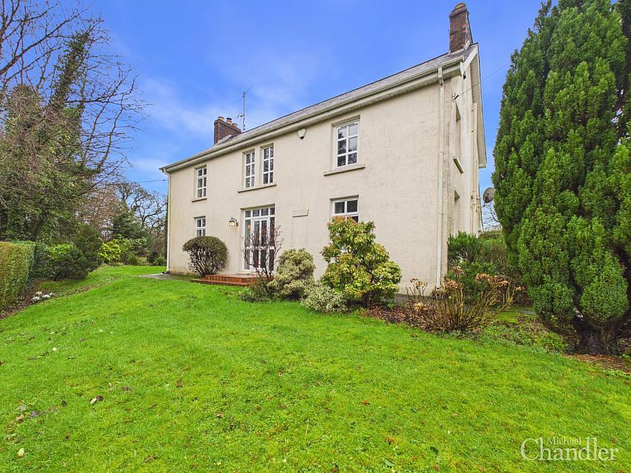 Stonesfield Cottage, 8 Drumalig Road