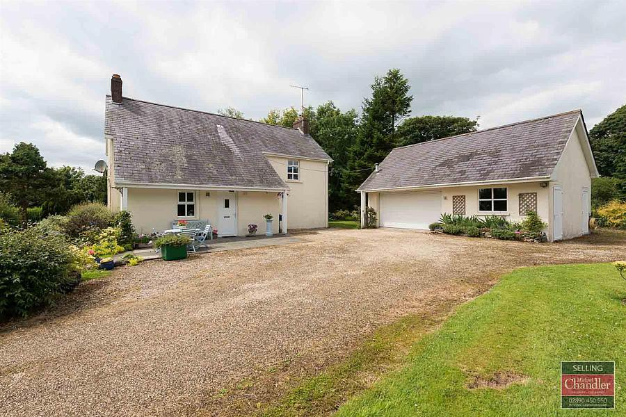 Stonesfield Cottage, 8 Drumalig Road