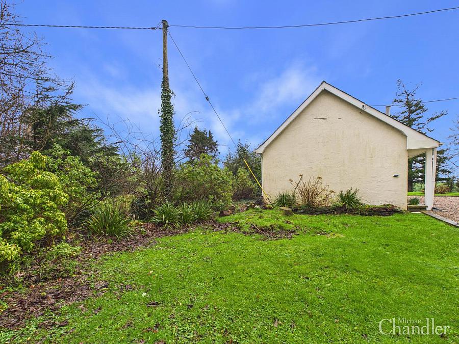 Stonesfield Cottage, 8 Drumalig Road
