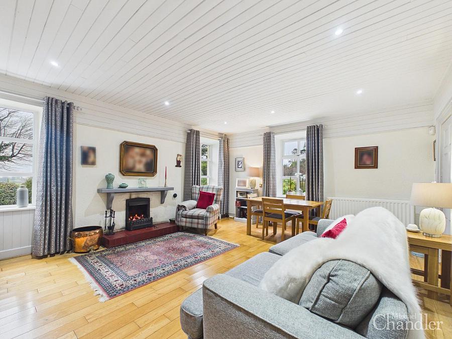 Stonesfield Cottage, 8 Drumalig Road