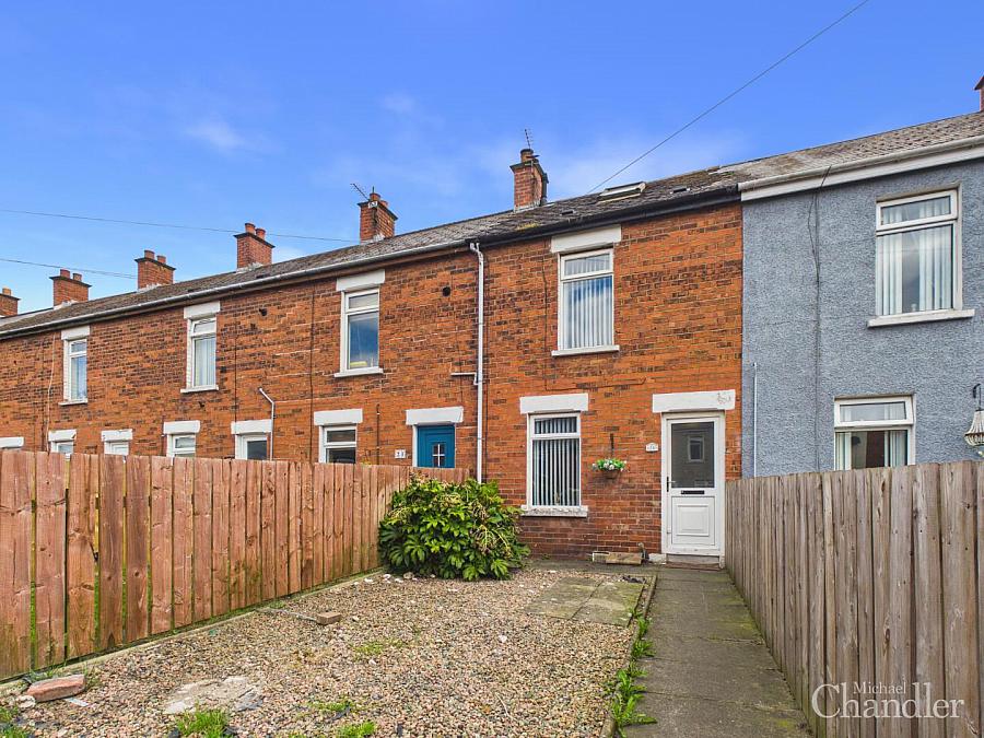 21 Parkgate Crescent