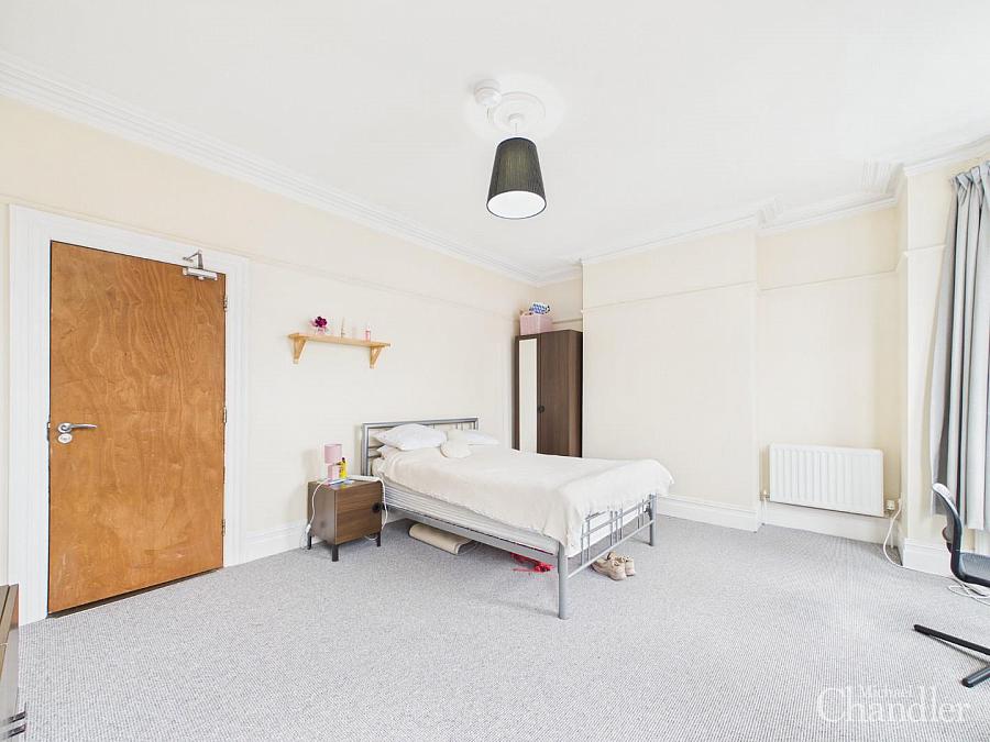 38 College Park Avenue