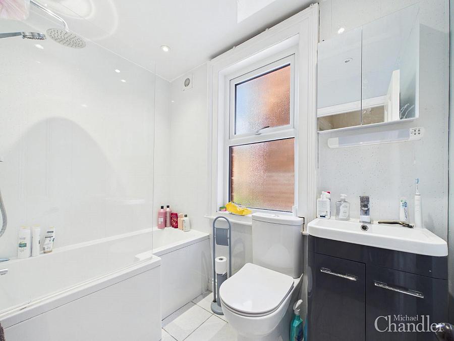 38 College Park Avenue