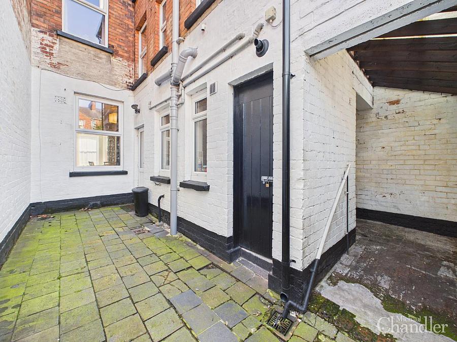 38 College Park Avenue