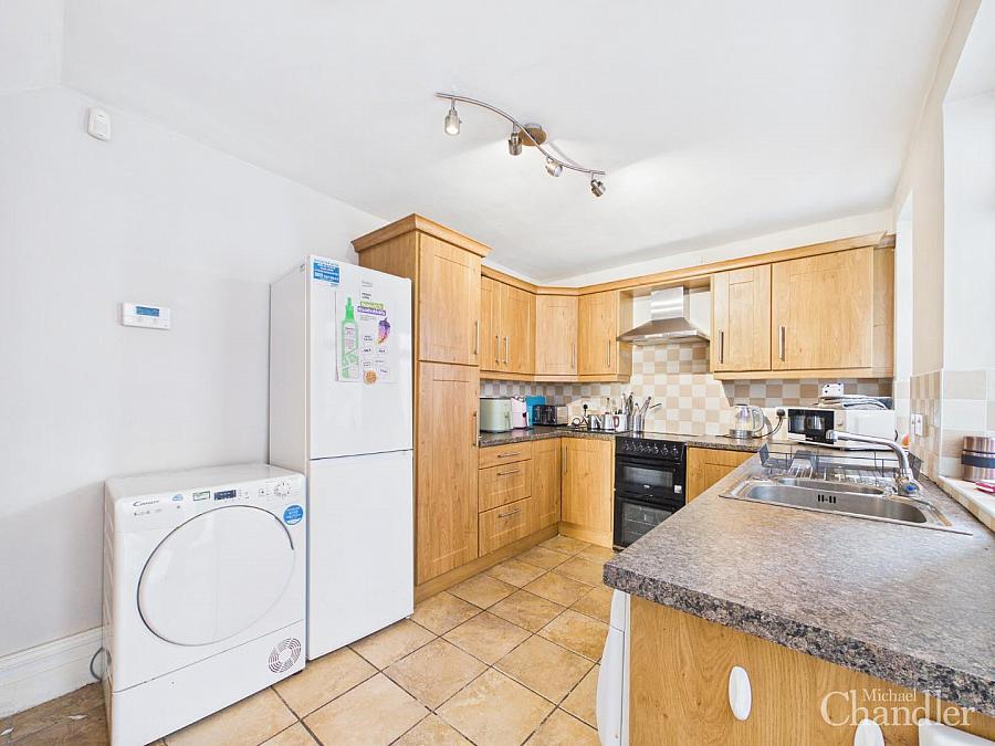 38 College Park Avenue