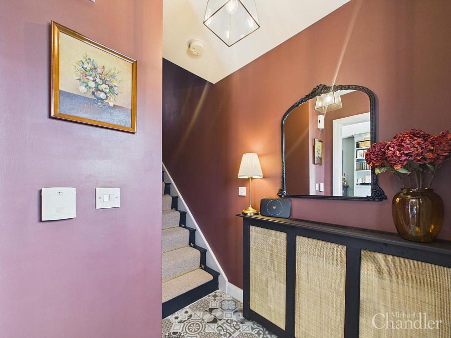 17 Ballantine Lane