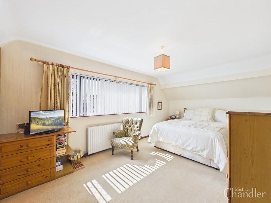 31 Hillsborough Road