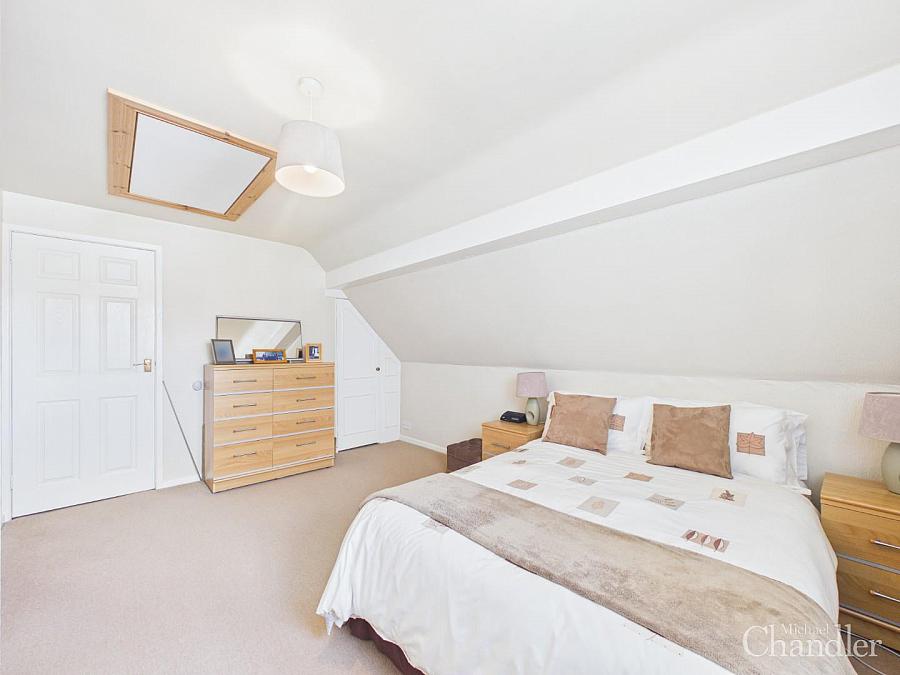 31 Hillsborough Road