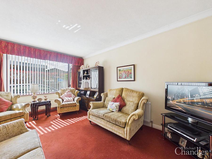 31 Hillsborough Road