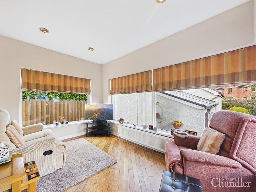 31 Hillsborough Road