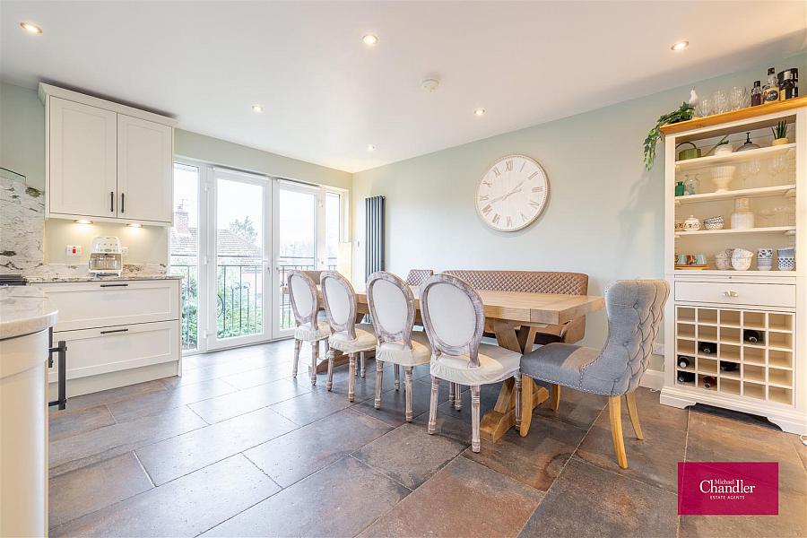 26 Beechill Park Avenue