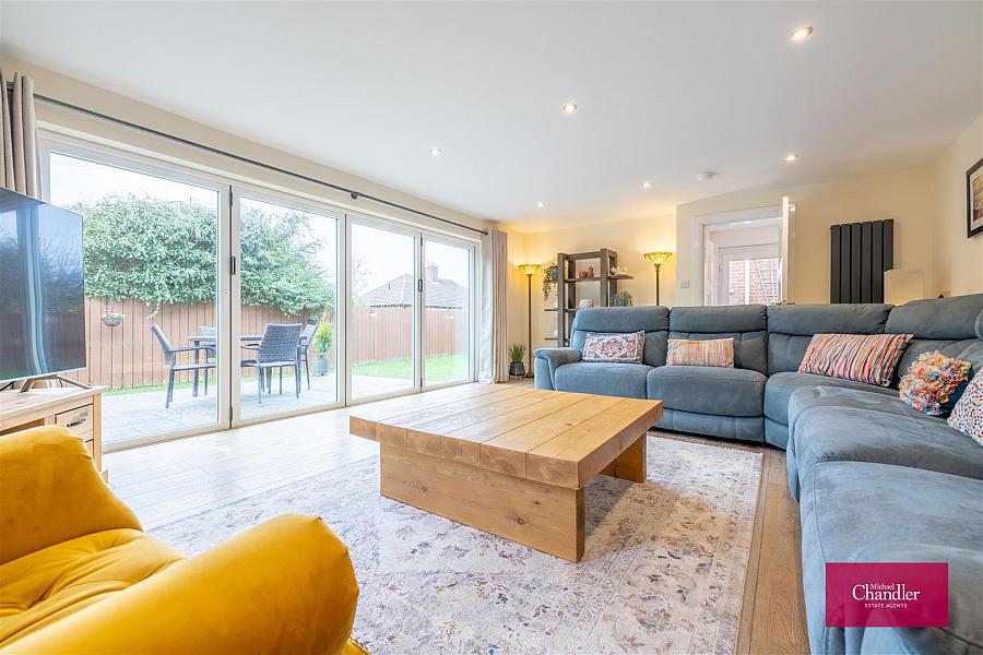 26 Beechill Park Avenue