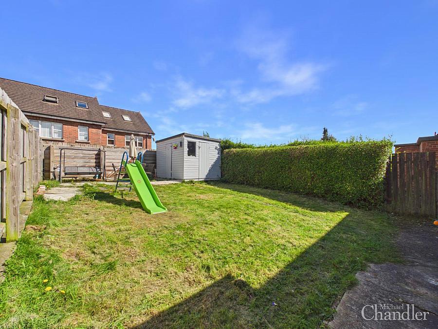 58 Ravenhill Gardens