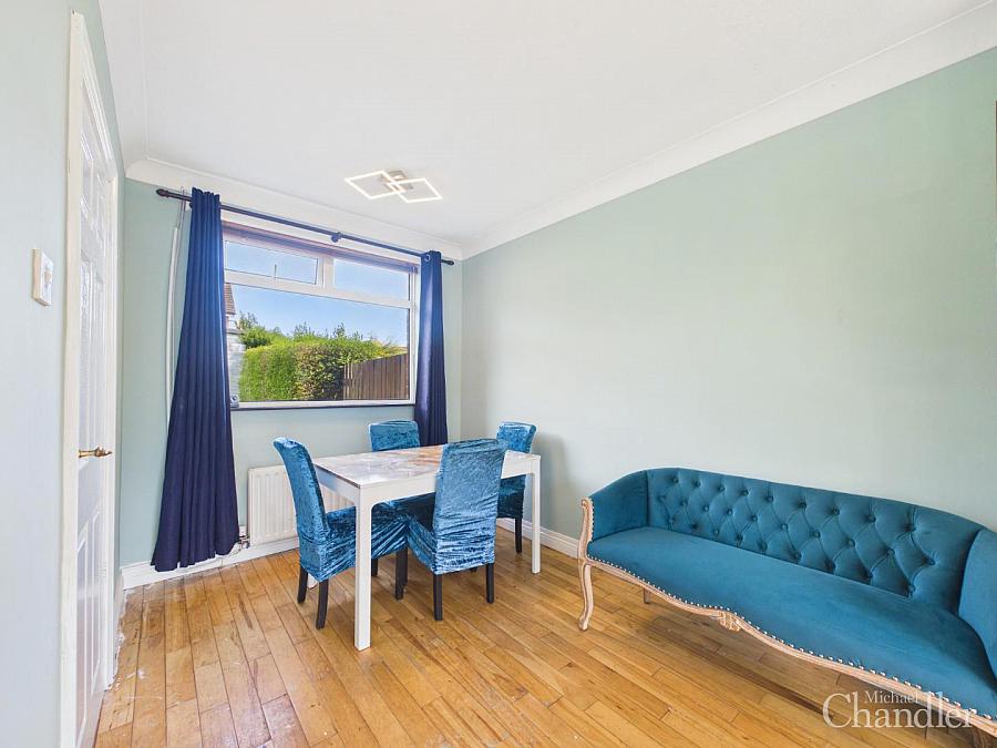 58 Ravenhill Gardens