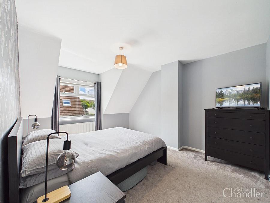 56 Alveston Park