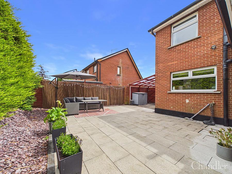 56 Alveston Park