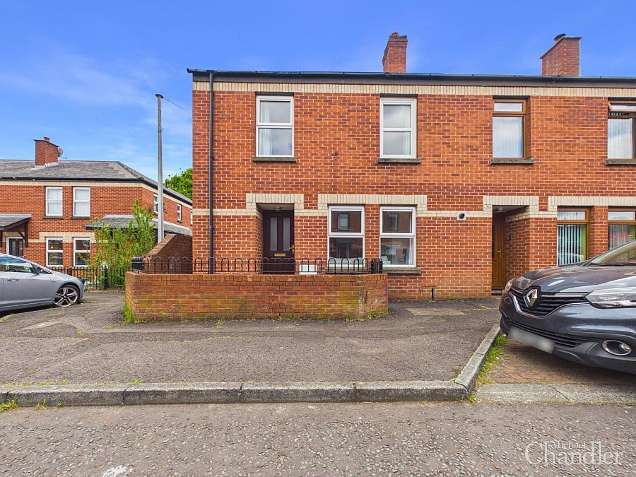 13 Parkmore Street