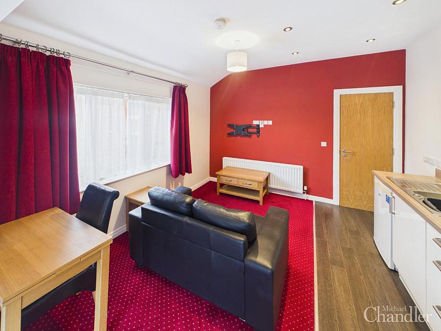 Apt 4 364 Ormeau Road