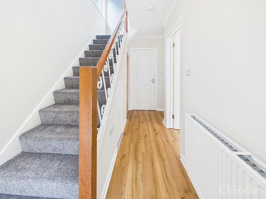 16 Garnerville Park
